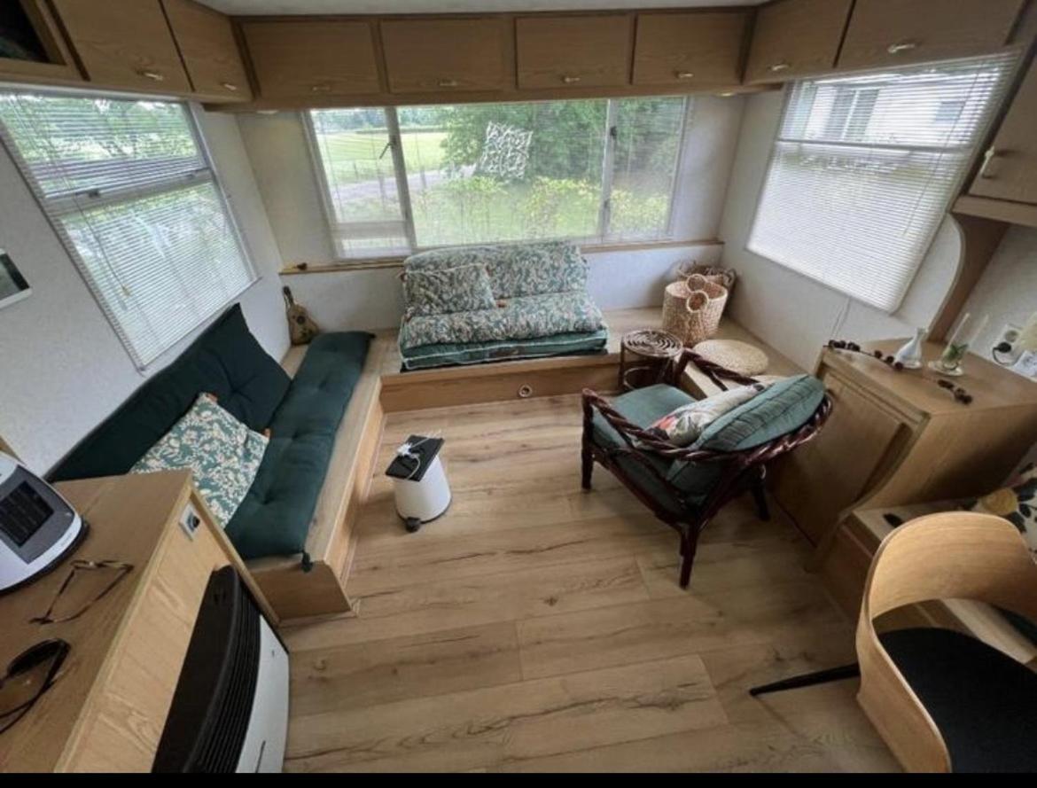 Tiny House In De Wei Hotel Холтен Екстериор снимка